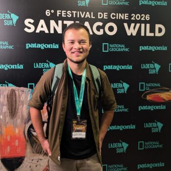 Costarricense Felipe Vega gana premio en Santiago Wild con corto sobre nacimiento de un murciélago